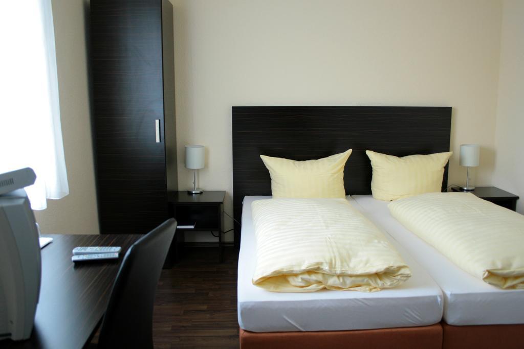 Fair Hotel Frankfurt - An Der Messe Frankfurt am Main Rum bild