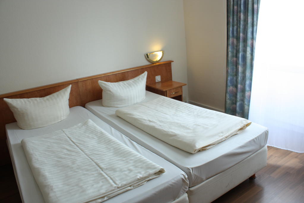 Fair Hotel Frankfurt - An Der Messe Frankfurt am Main Rum bild